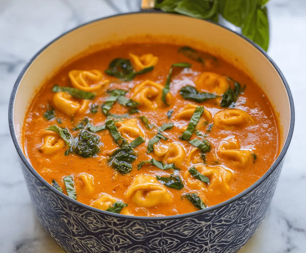Creamy Tomato Basil Tortellini Soup